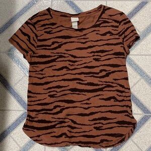 H&M Brown Short Sleeve Tiger Stripe Tee